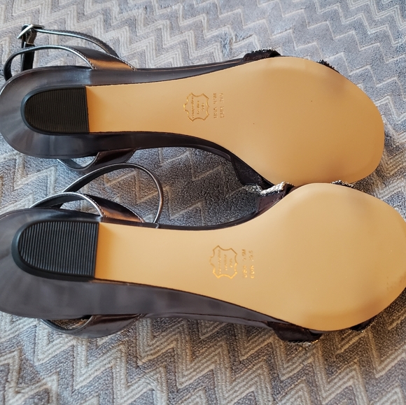 Nina New York strappy rhinestone sandals - Picture 6 of 8